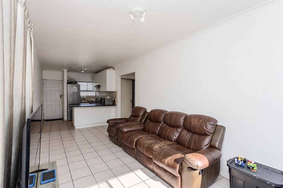 2 Bedroom Property for Sale in Maitland Western Cape